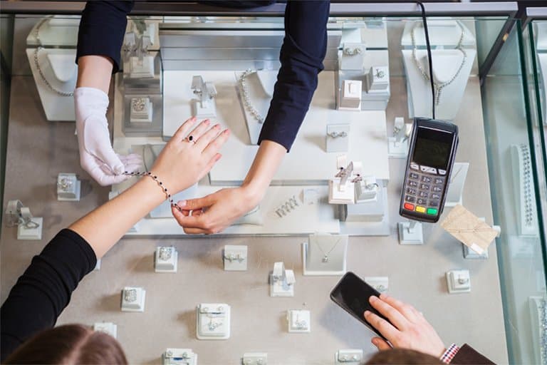 The Customer Satisfaction Secret Shared by Over 95% of Tiffany &#038; Co. Stores